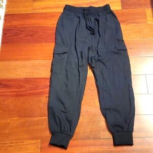 Lightweight black cotton cargo joggers